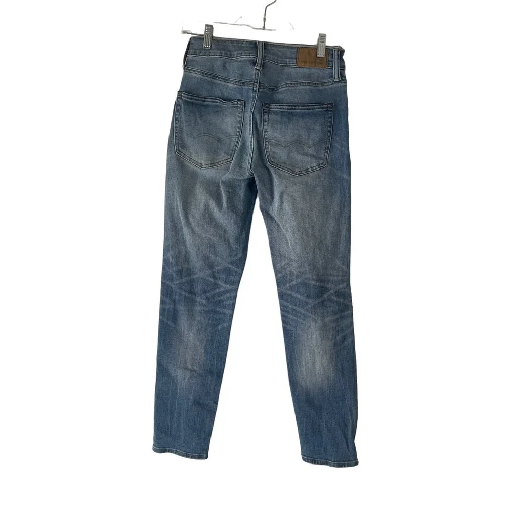American‎ Eagle Men's Size 26 X 30 Airflex + Temp Tech Light Wash Slim Jeans
